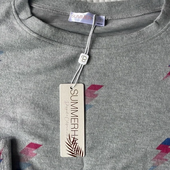 BNWT Beach Bunny Summerhaus Sweatshirt - Picture 2 of 5